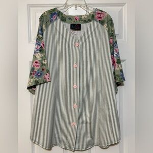 NWOT L.A. Nights 90s Vintage Green Floral Stripe Button Up Baseball T-shirt 22